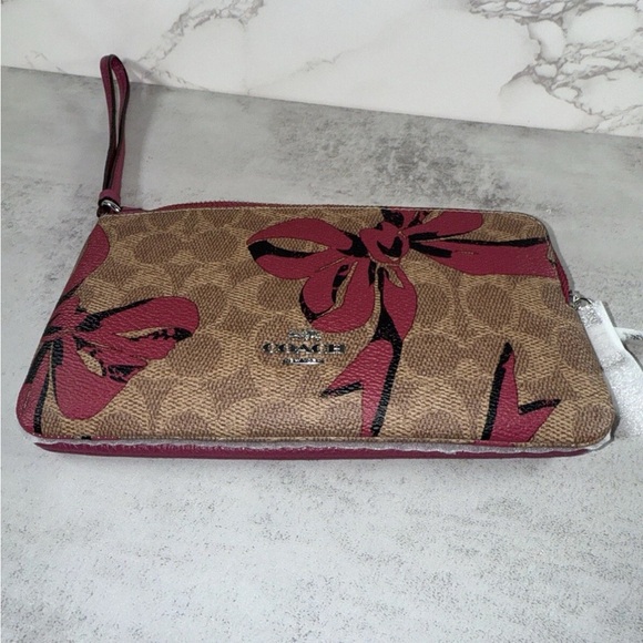NWT Coach Double Zip Wallet With Bow Print CAA84🎀🎀